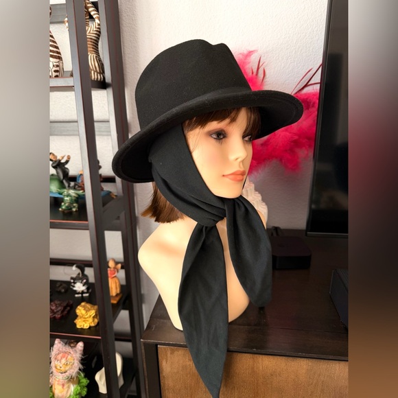 Vintage Black Wool Fedora Hat with Scarf - Picture 7 of 8